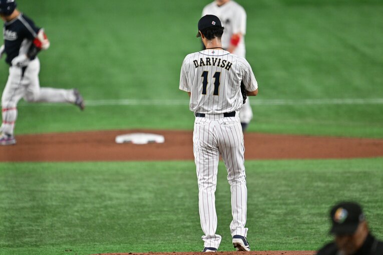 梁義智に先制2ランを浴びたダルビッシュ有。谷繁氏は「狙いのある配球が裏目に出た」と分析する　©Naoya Sanuki