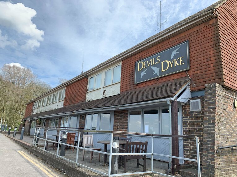 オシャレなブライトンの町並み　©Yoichi Igawa　