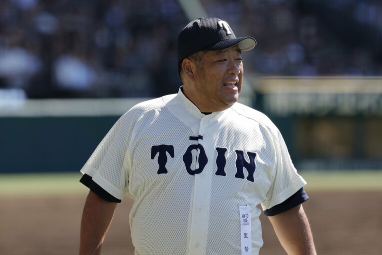 初戦の勝利で甲子園70勝を達成した西谷浩一監督　©Shigeki Yamamoto