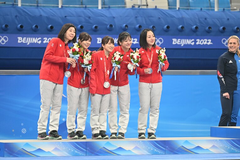 【カーリング女子レア写真】北京五輪でのロコ・ソラーレ…写真は右に続きます　©Naoya Sanuki/JMPA