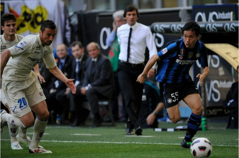 長友佑都©Takuya Sugiyama