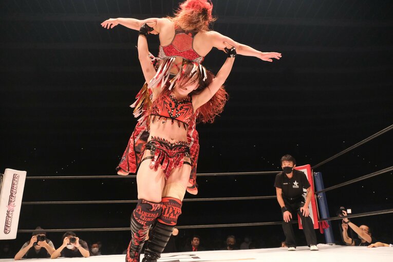 林下詩美vs彩羽匠