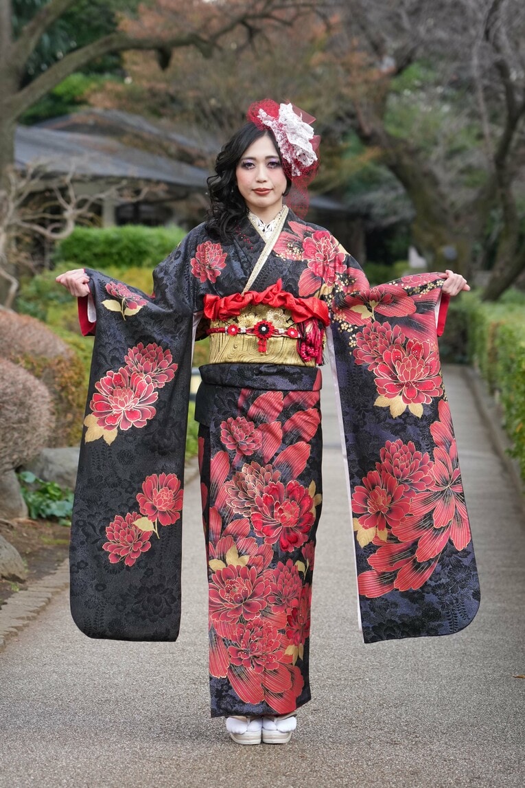 プロレス大賞MVP・上谷沙弥の振袖撮りおろしフォト　©Essei Hara