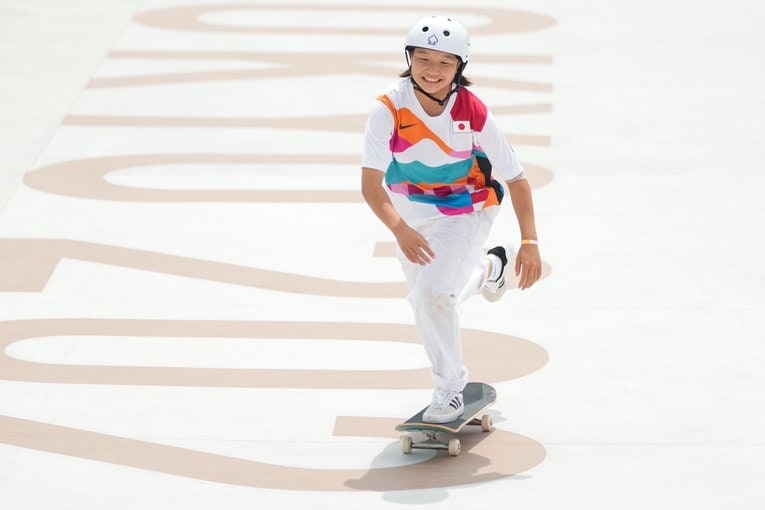 スケボー女子ストリートの金メダリスト・西矢椛（13歳）。Facebook社の調査では大会前に比べて+2326.78%もInstagramフォロワーが増えた。この数字は国内のアスリートでトップ。増加率2位は同じくスケボー女子の中山楓奈（16歳）だった　©Getty Images