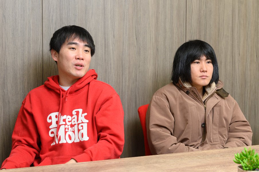 M-1スタッフから「それはダメです」最下位ランジャタイが明かす、“事前にNGが出たボケ”とは?「オール巨人さんのパネルはOKでしたが…」<Number Web> photograph by Hirofumi Kamaya