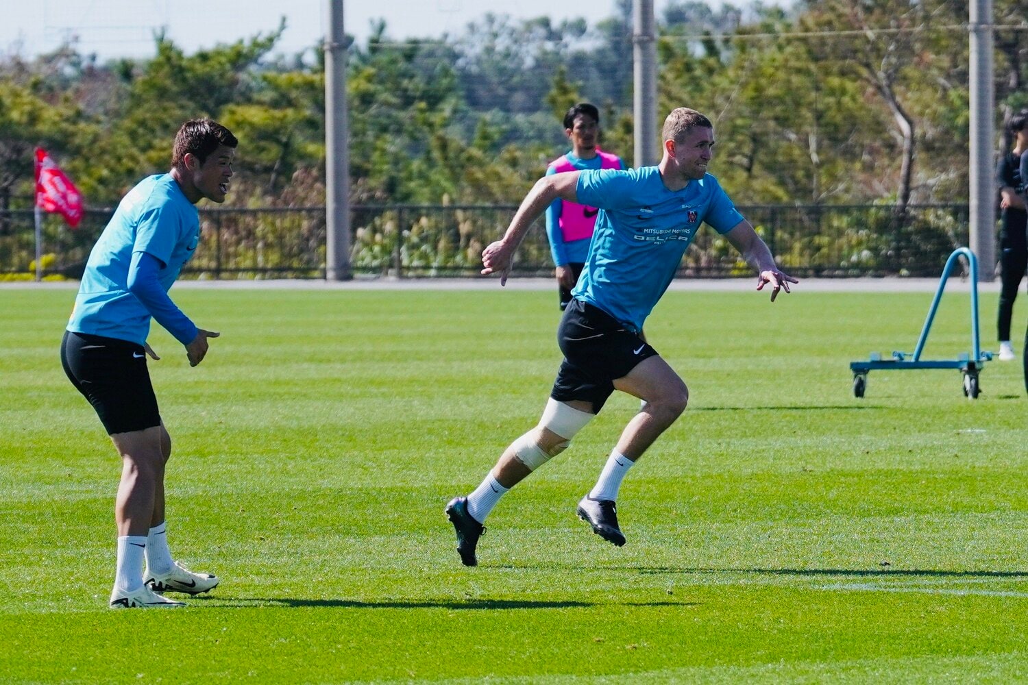 酒井宏樹とソルバッケンの右サイドが連動してきた際には、強烈なクオリティとなるだろう　©Atsushi Iio