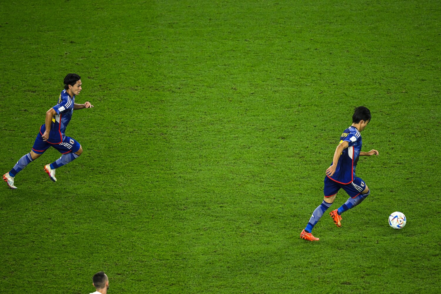 南野拓実と三笘薫　©Takuya Sugiyama/JMPA