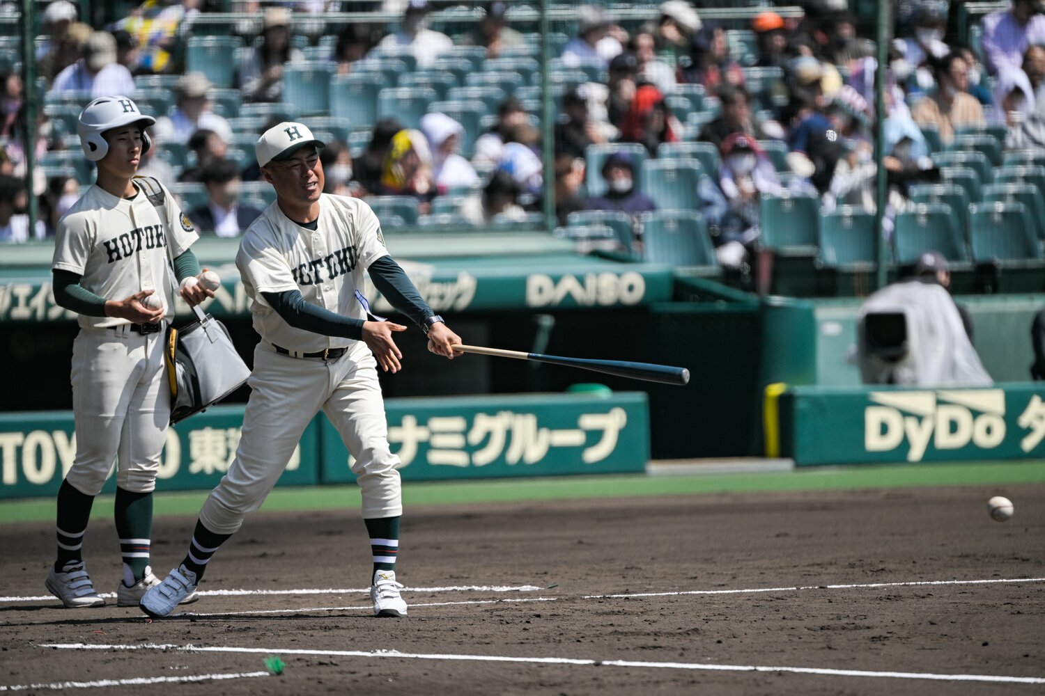 報徳学園の大角監督 ©Nanae Suzuki