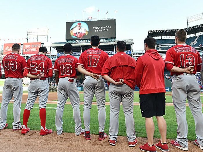 大谷翔平、亡き先輩左腕への誓い。「墓前にチャンピオンリングを」＜Number Web＞ photograph by AFLO
