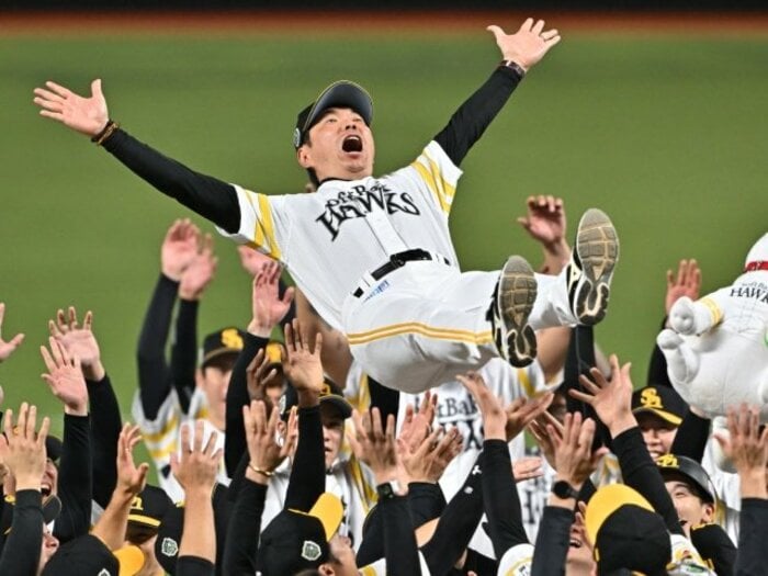 「今のソフトバンクに接戦で勝つのは“ほぼ不可能”」記者が驚いた異例の練習…コーチ証言「横浜に輸送してもらった」セリーグを圧倒する“力の正体”＜Number Web＞ photograph by Hideki Sugiyama