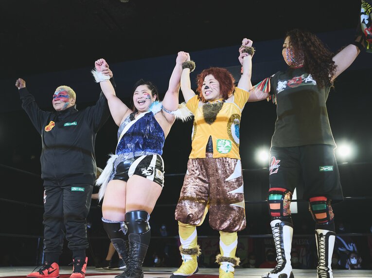 千鳥も脱帽「今後のロケは全部アジャになる」 アジャコングがバラエティで抜群の存在感を放つワケ「一斗缶攻撃も躊躇していられなかった」(26)