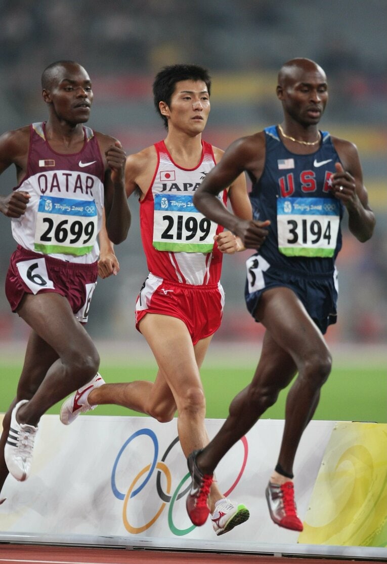 2008年の北京五輪で力走する竹澤健介　©JIJI PRESS