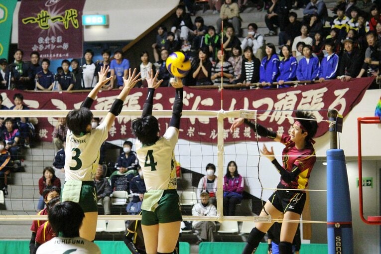 当時高校2年生の佐藤淑乃　©︎Sankei Shimbun