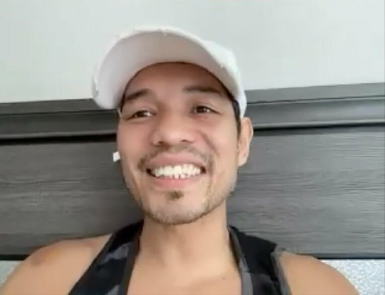 7月上旬、インタビューに応じたドネア。控える自身の世界戦についてに準備、そして井上vsフルトンのビッグファイトにも言及した（筆者提供）