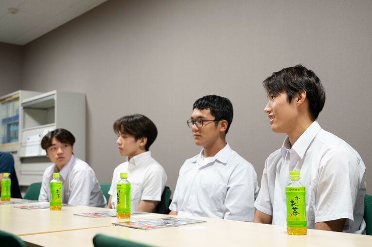 笑顔の開成カルテット　©︎Tadashi Hosoda