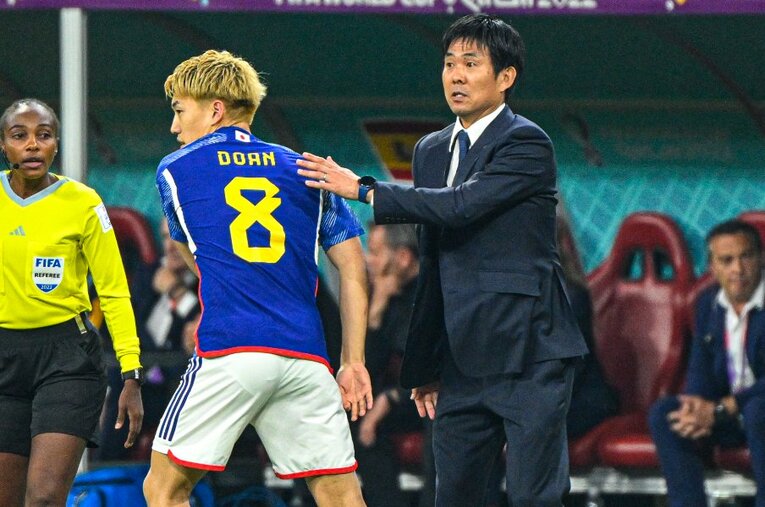 グループステージ第3戦のスペイン戦勝利の裏には、森保監督の“ある仕掛け”があった ／ photograph by Takuya Sugiyama/JMPA