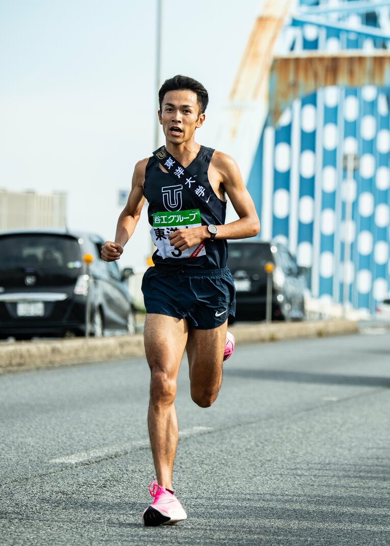 3位は相澤晃（東洋大）　©BUNGEISHUNJU