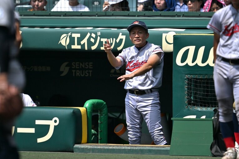 京都国際・小牧憲継監督　©Hideki Sugiyama