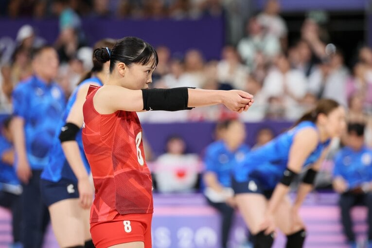 小島満菜美（パリ五輪 ポーランド戦）©︎Kaoru Watanabe/JMPA
