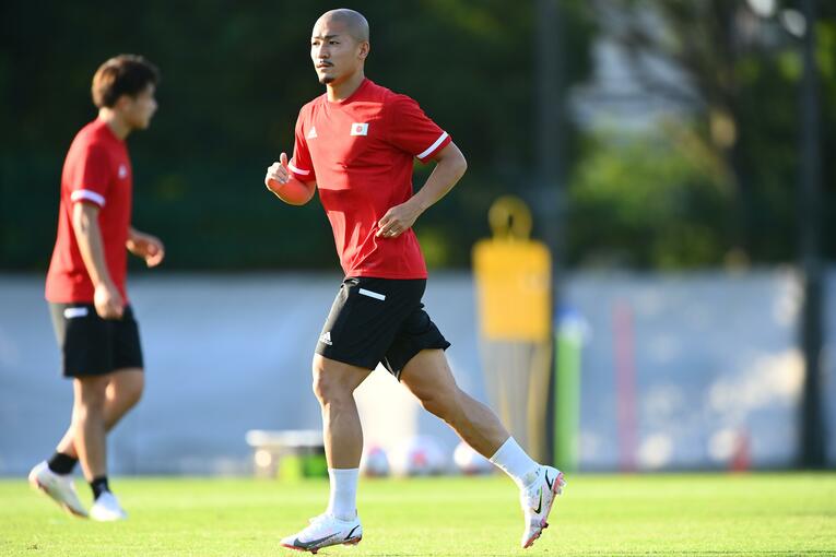 前田大然はレアンドロ・ダミアンと並ぶ22得点でJ1得点王とベストイレブンに輝いた　©JMPA