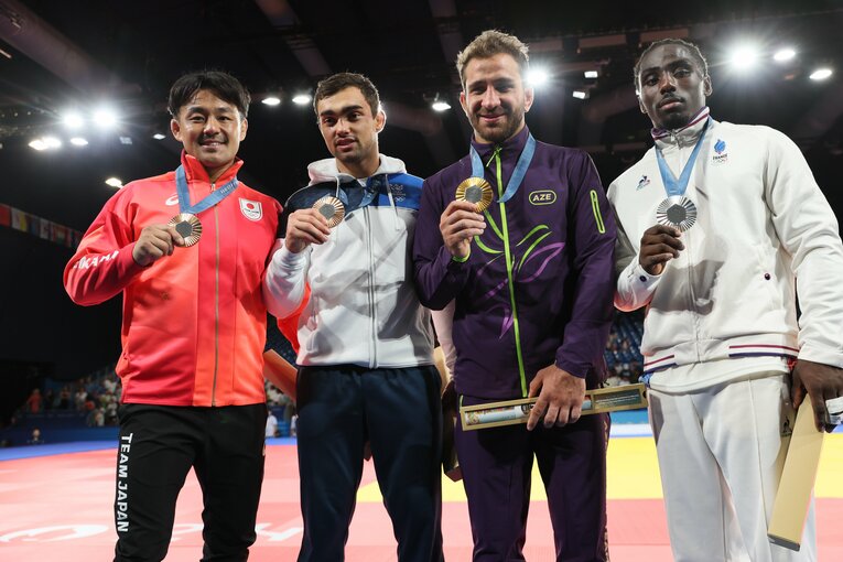 日本柔道最年長の銅メダルを獲得した橋本　©Kaoru Watanabe/JMPA