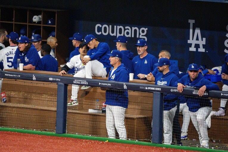 日本人同士でよく会話するシーンも見られる2人　©Nanae Suzuki