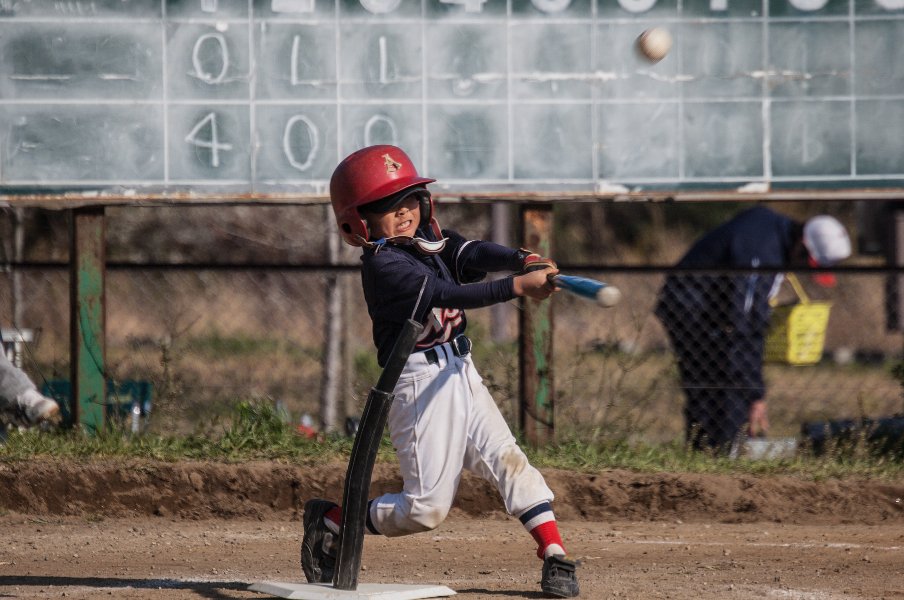 少年野球で1本4万円もする 飛ぶバット はアリか 値段が高すぎ 中学野球では過去に禁止も ヒット1本1000円なら悪くない の声 高校野球 Number Web ナンバー