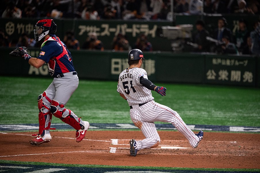 「動くボール」攻略は3人だけ……。プレミア12米国戦敗北で見えたもの。<Number Web> photograph by Nanae Suzuki