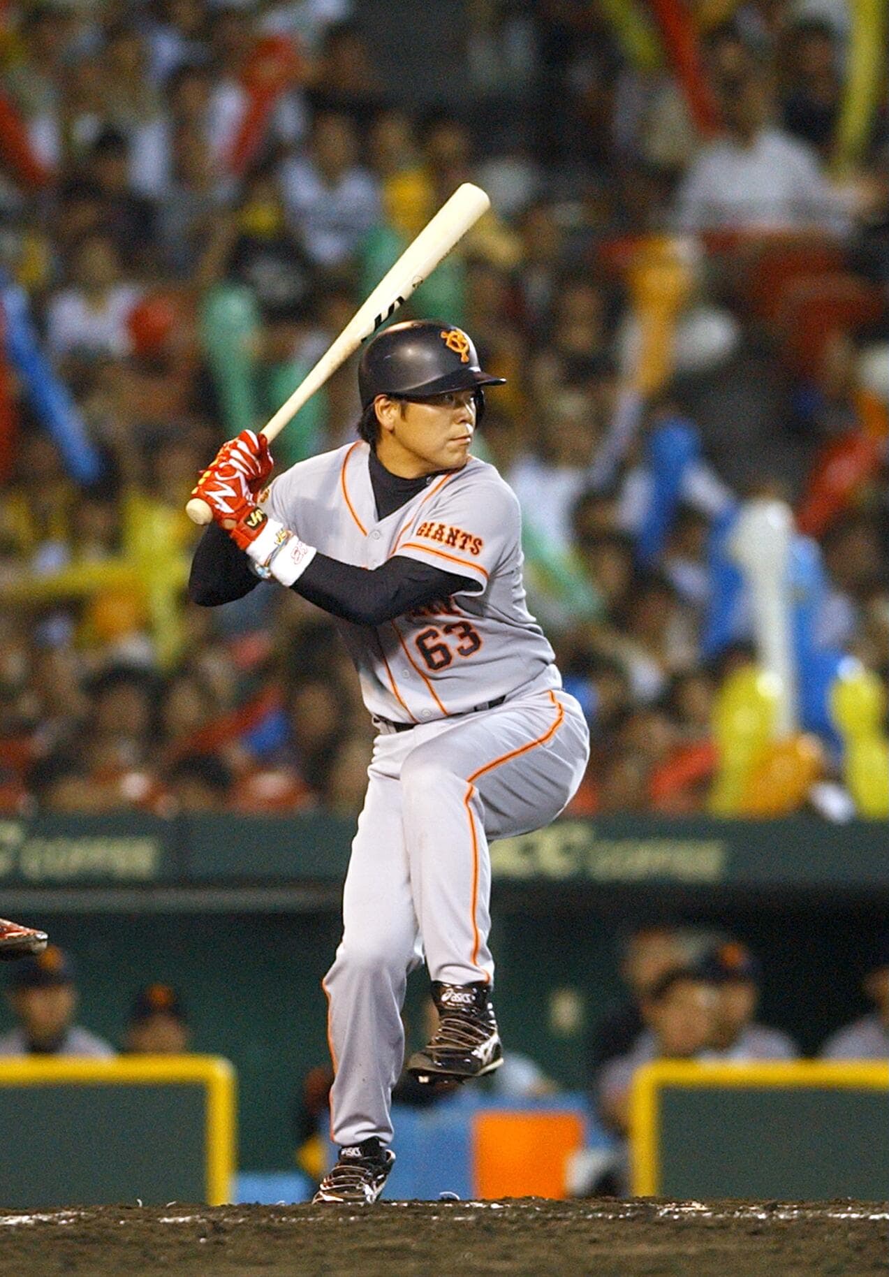 2004年、巨人でプレーした野村克則。出場3試合に終わり、1年間で戦力外通告を受けた　©JIJI PRESS