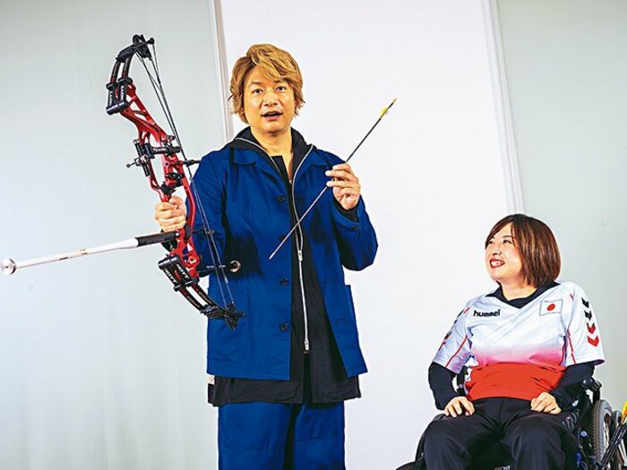 新しい地図・香取慎吾×パラアーチェリー　福知山線脱線事故に巻き込まれた岡崎愛子が目指した「東京」＜Number Web＞ photograph by Takuya Sugiyama