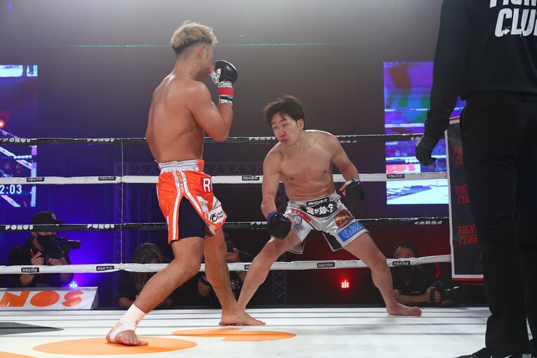 YA-MAN vs.朝倉未来　©RISE CREATION