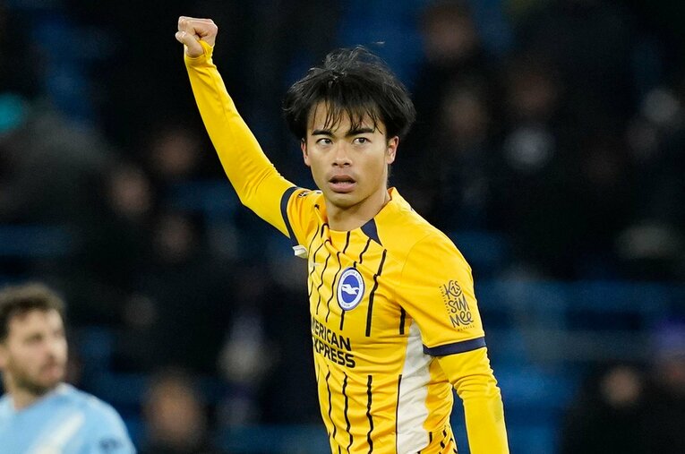 1月7日マンC戦。後半15分、スーパーゴールを決めた三笘薫（28歳） ／ photograph by AFLO