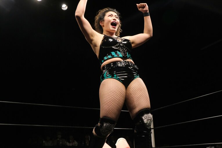 「圧倒される肉体美」を目指す新人女子プロレスラー…コンテストにも出場するZONESが語る“理想像”「実は体重が10kg減ったんです」(74)