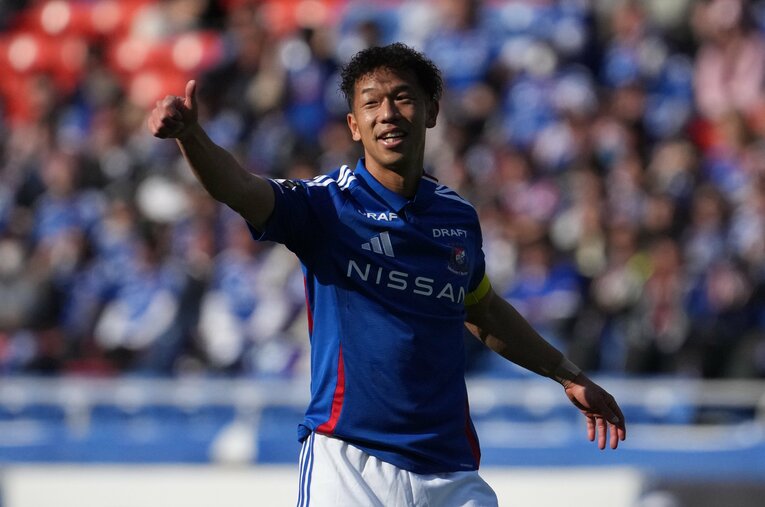 クラブ史上初のJ2降格の危機に直面している横浜F・マリノスのキャプテン喜田拓也がチームの現状と展望を語った ／ photograph by Getty Images