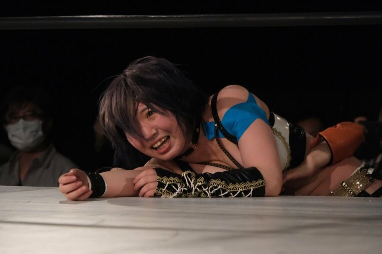 舞台の脚本演出も手がける女優が“エンタメ”リングで漏らした本音とは？ 松井珠紗22歳のプロレス愛「“ごっこ”で終わりたくない」(49)
