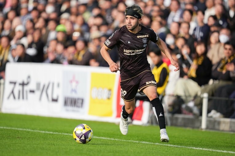 栃木シティ時代のバスケスバイロン　©Tsutomu Kishimoto