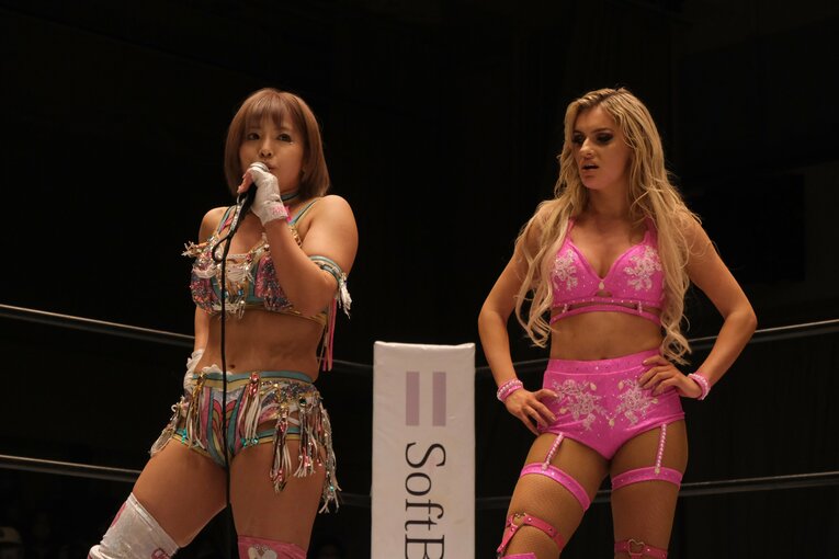 白川未奈＆マライア・メイvsMIRAI＆壮麗亜美　©Norihiro Hashimoto