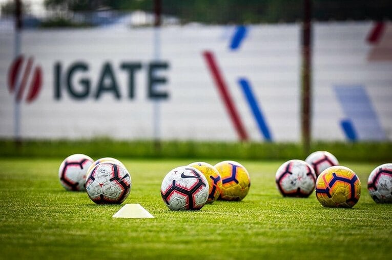 さまざまなタイプの指導者に出会ってきたと話す中野氏。彼らが求めていたのは「自分を勝たせてくれる」選手だった。 ／ photograph by Ryotaro Nakano