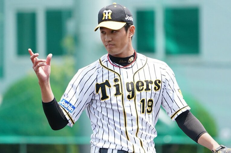 鳴尾浜球場で先発する藤浪晋太郎（写真は2019年のウエスタン・リーグで）。阪神の二軍が移転する尼崎には何があるのか？ ／ photograph by Sankei Shimbun