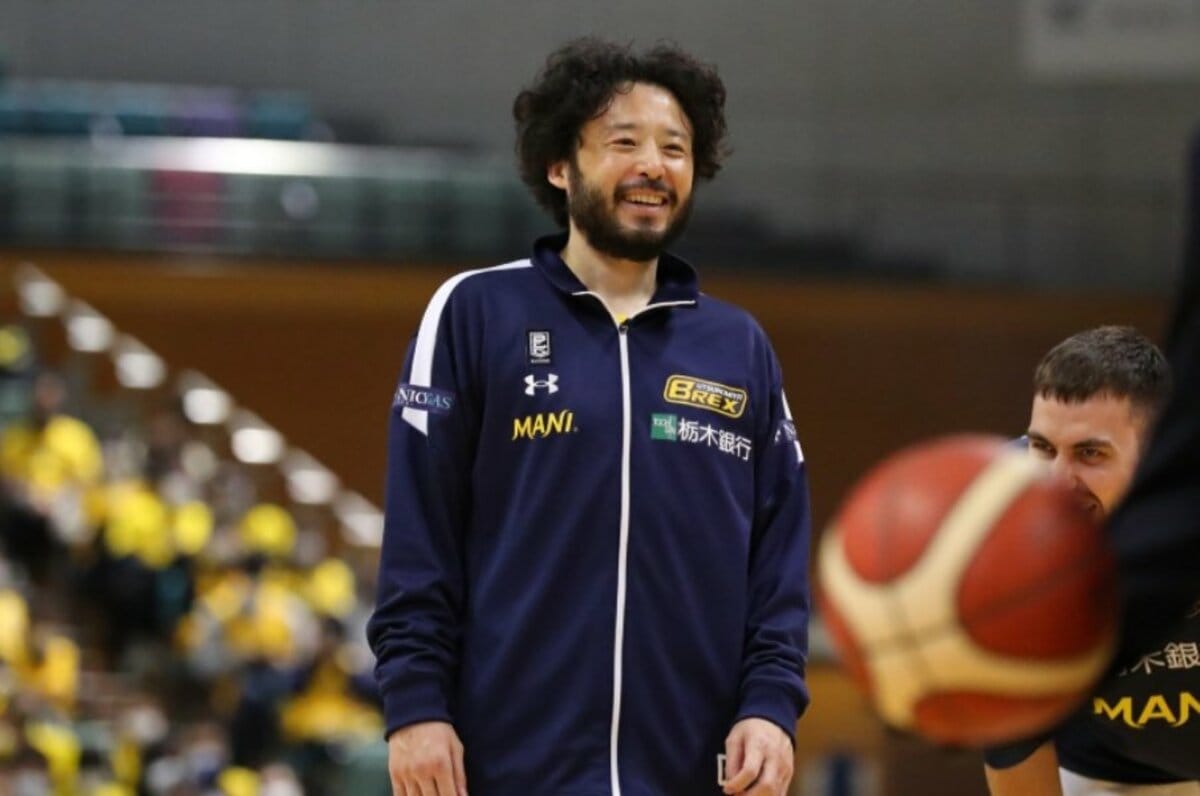 平均プレー時間「4分39秒」、それでも田臥勇太41歳が“戦い続ける理由”「コートにいてもベンチにいたとしても…」 - Bリーグ - Number  Web - ナンバー