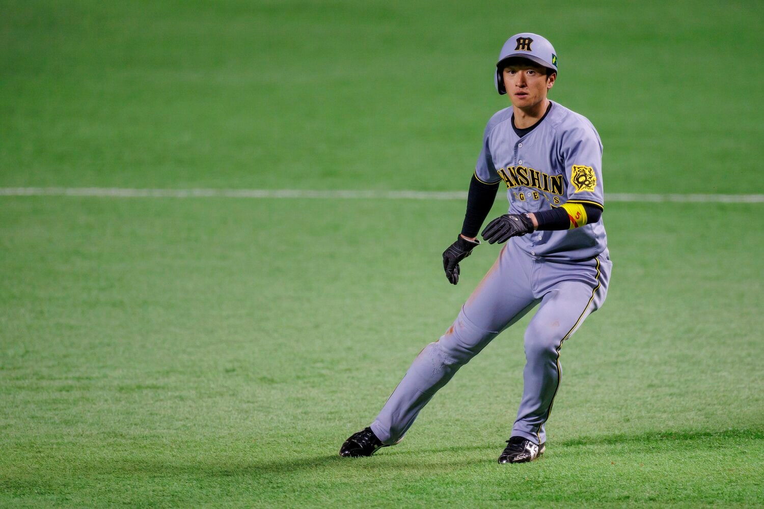 2025年現在、阪神で活躍する近本光司 ©Kichi Matsumoto