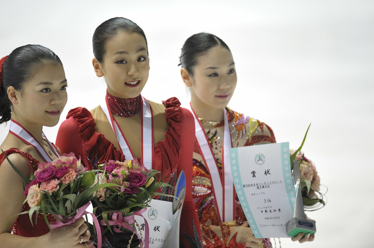 優勝は浅田真央で、2位は鈴木明子、3位が中野友加里　©Takuya Sugiyama