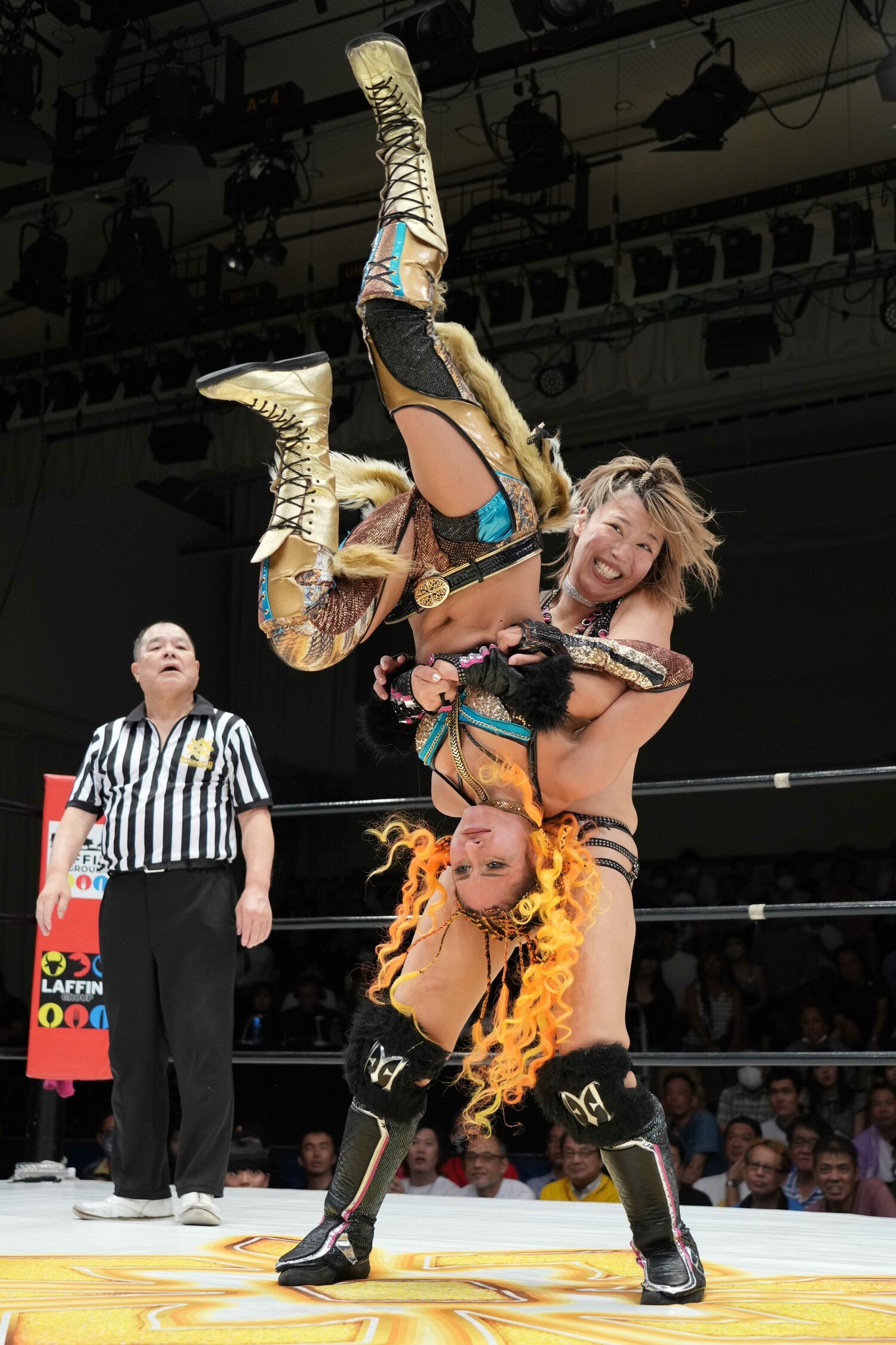 ジュリア壮行試合。シングルで対戦した桜井麻衣。2024年8月19日、後楽園ホール　©Essei Hara