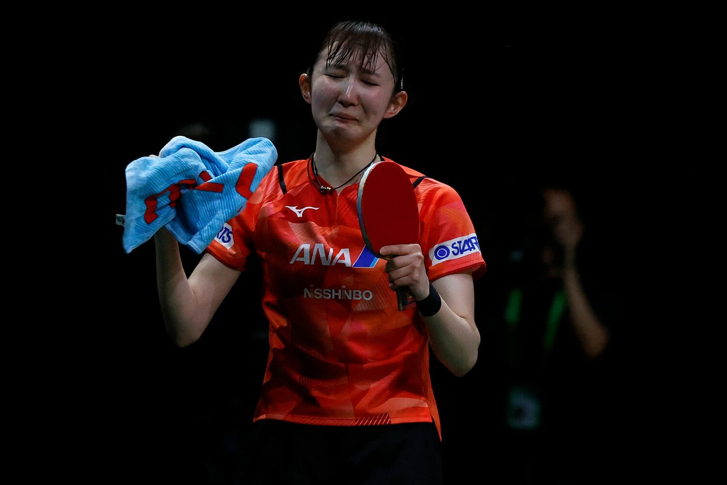 世界卓球の準々決勝に勝利し、感極まった早田　©JIJI PRESS