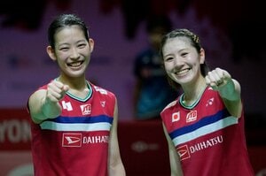 ＜金メダルペアに連勝＞「憂鬱で逃げ出したかった」バドミントン志田千陽・松山奈未組が覚悟を決めたある先輩の言葉