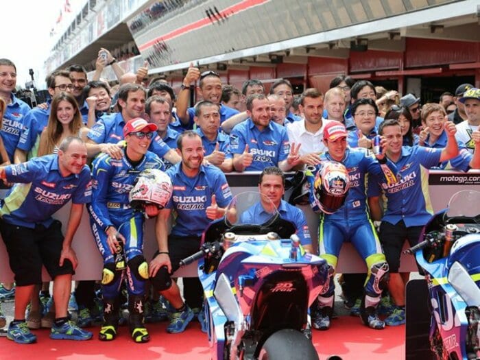 スズキが22年ぶりの予選ワンツー！接戦を生むMotoGPの“ハンデ”制度。＜Number Web＞ photograph by Satoshi Endo