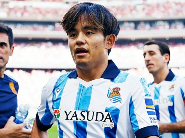 「タケはゲームで使ってるよ」少年と敵地大ブーイングの愛憎…月間MVP久保建英22歳が“アトレティコサポに認められた勲章”を撮った＜Number Web＞ photograph by Daisuke Nakashima