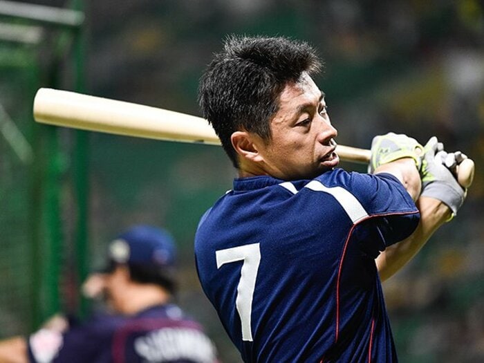 山田哲人にセカンドを奪われても、田中浩康は才能を讃える器があった。＜Number Web＞ photograph by Nanae Suzuki