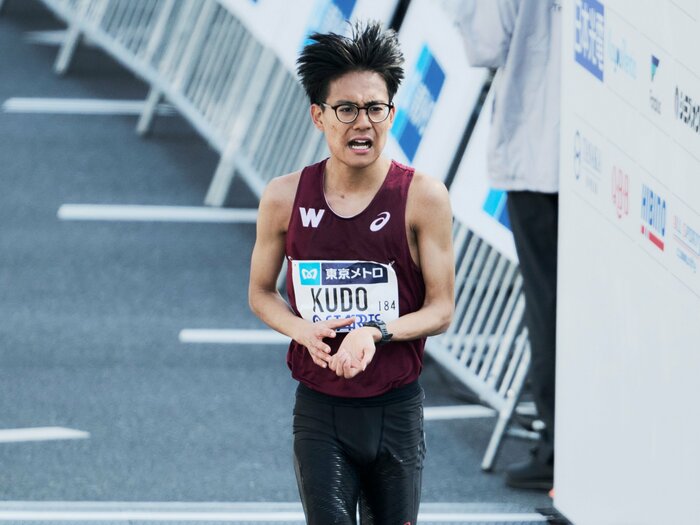 「もったいなかった」東京マラソンでMGC出場権獲得“山の名探偵”に起きていた《ある異変》…監督は「日本記録を目指すペースにチャレンジしようと…」＜Number Web＞ photograph by Yuki Suenaga