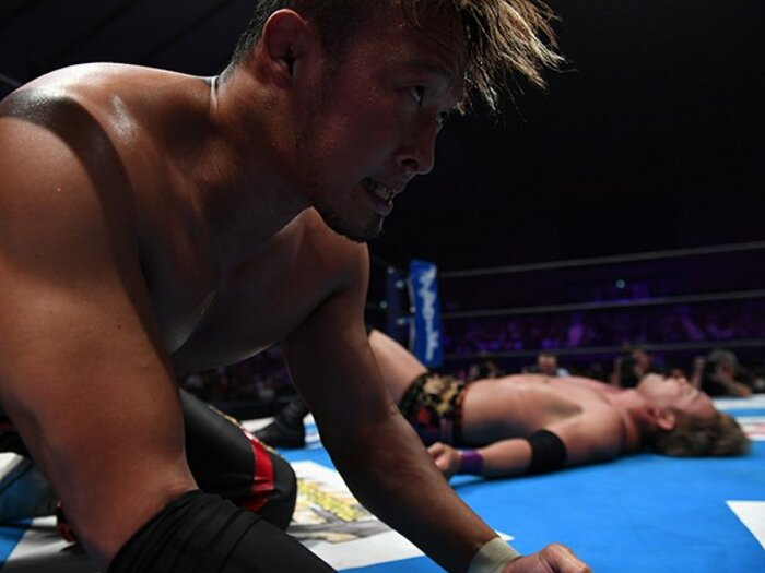 新日本オカダvs.ノア丸藤の両国決戦！「次やったらわからない」2人の運命。＜Number Web＞ photograph by Essei Hara